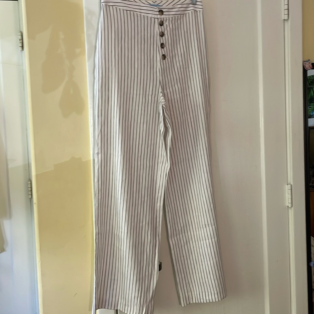 NWOT Antonio Melani Harlow linen blend, wide leg, unlined trousers.